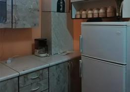 Centru - Apart. 2 camere la casa (curte comuna)