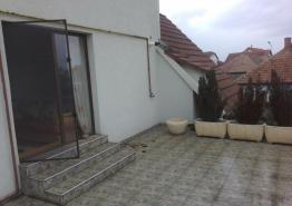 Valea Aurie - Apart. 2 camere la casa