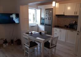 Vasile Aaron - Apart. 4 camere la cheie