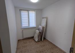 Cornatel - Casa cu 5 camere