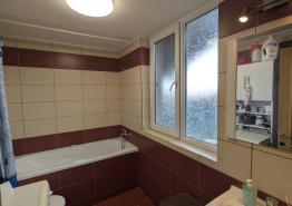 Cornatel - Casa cu 5 camere